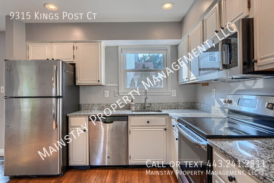 9315 Kings Post Ct - Photo 7 of 33
