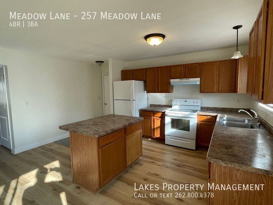 Meadow Ln - Photo 4 of 16