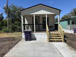featured image of 364 Grant Ave