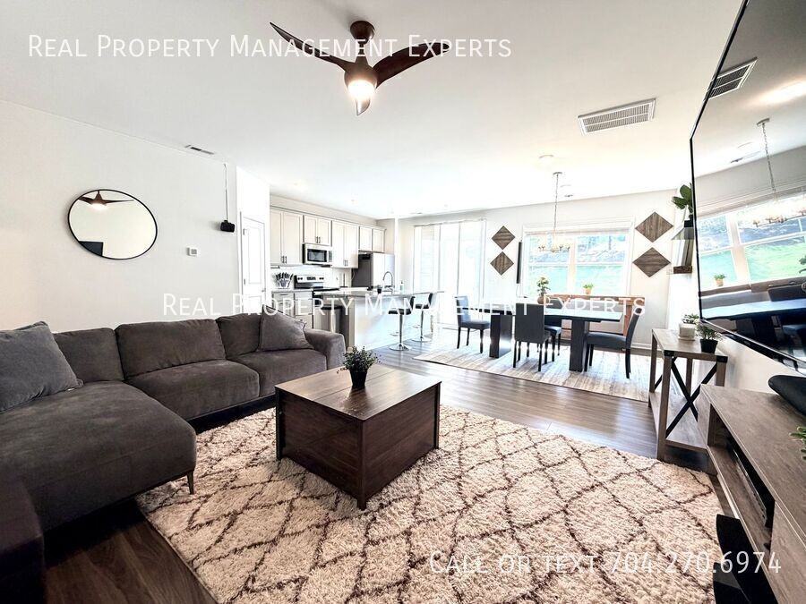 1044 Grays Mill Rd - Photo 6 of 21