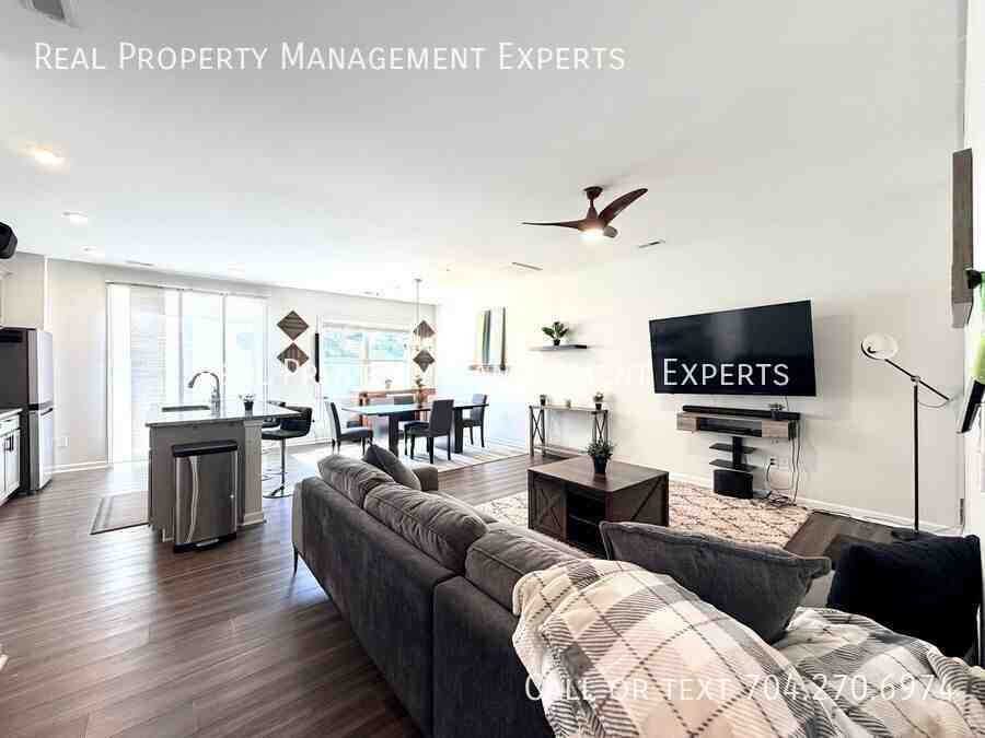 1044 Grays Mill Rd - Photo 7 of 21