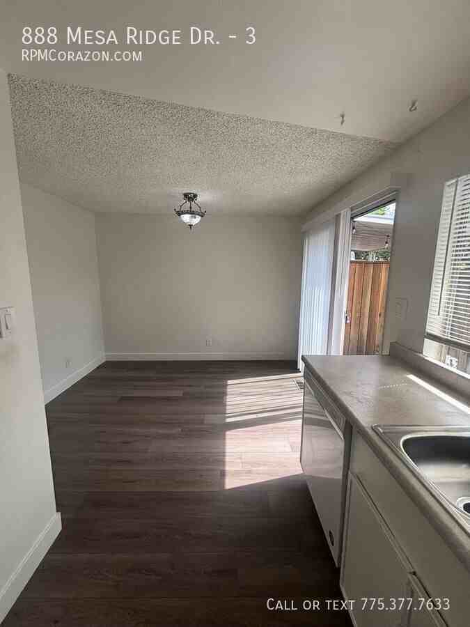 888 Mesa Ridge Dr #3 - Photo 5 of 29