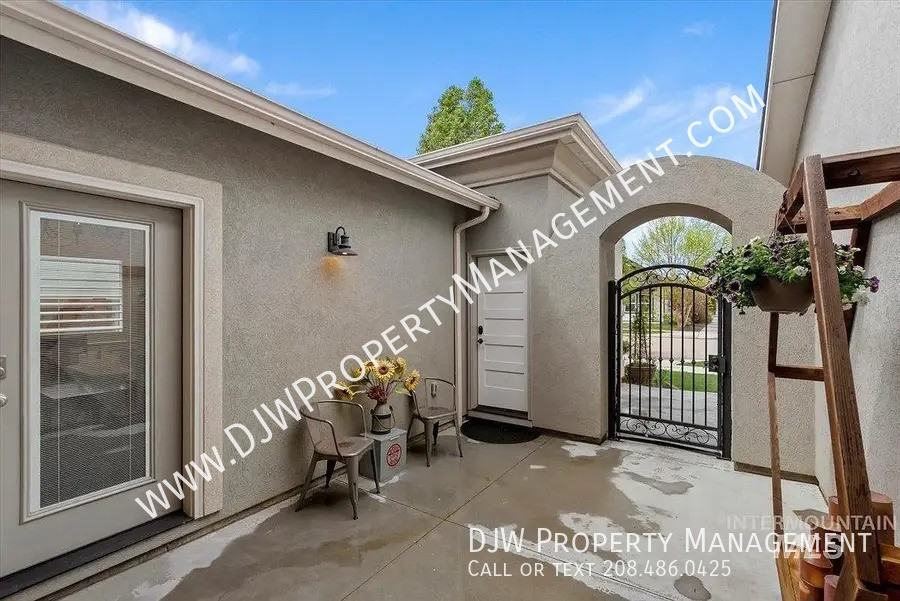10979 W. Leilani Dr. - Mother in Law Suite - Photo 4 of 6
