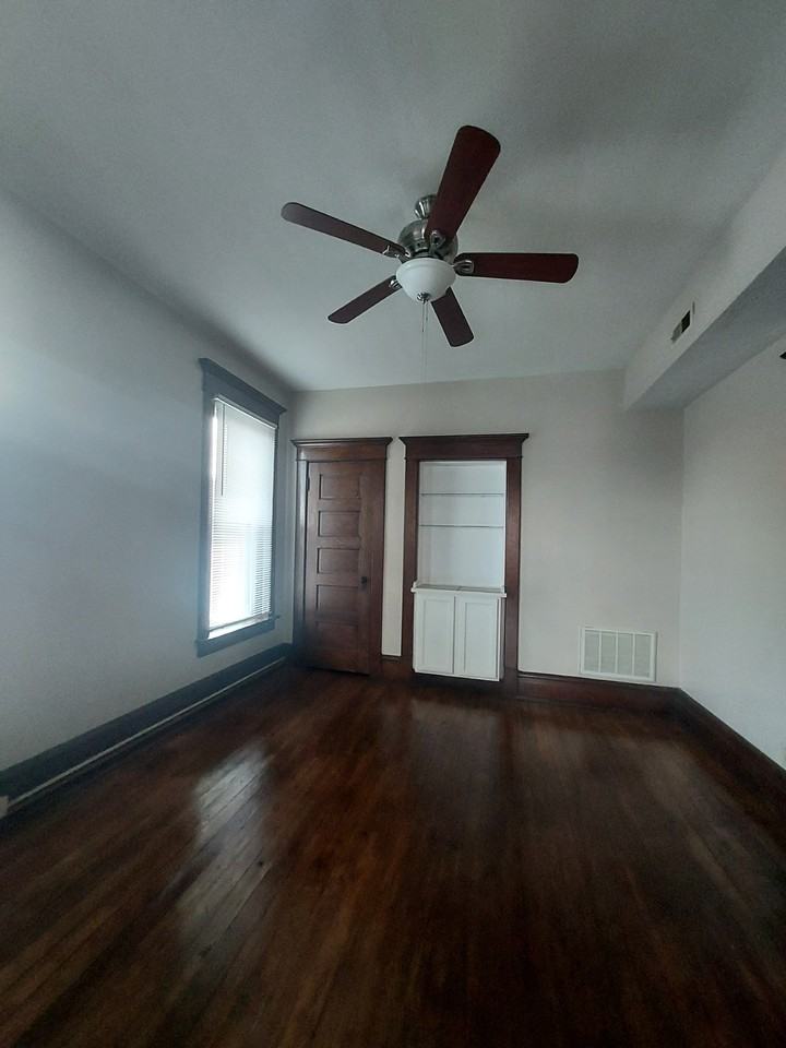 79 W Church St #3 - Photo 3 of 9