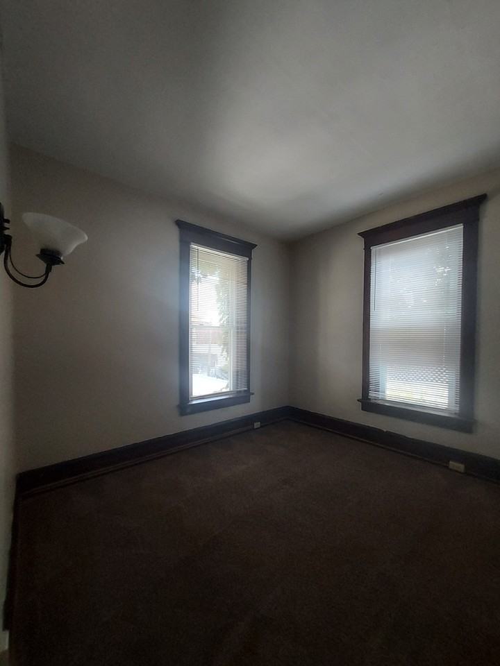79 W Church St #3 - Photo 6 of 9