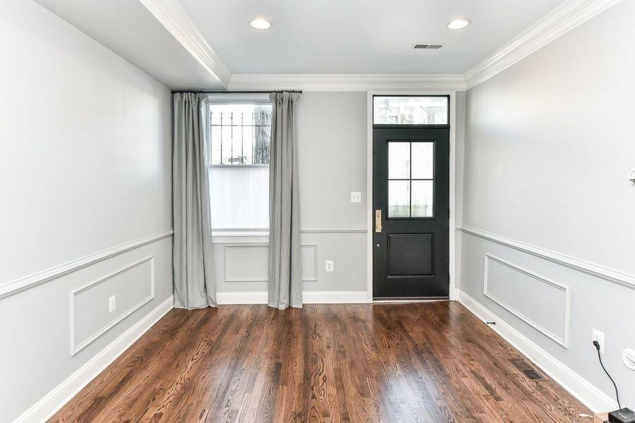1653 Gales St Ne - Photo 6 of 33