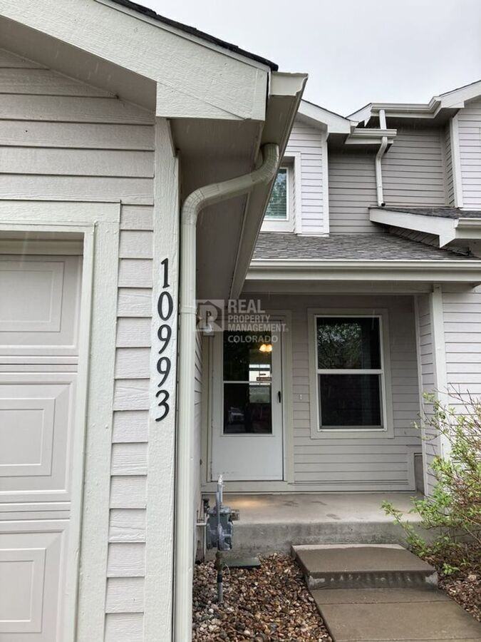 10993 Gaylord St - Photo 2 of 29