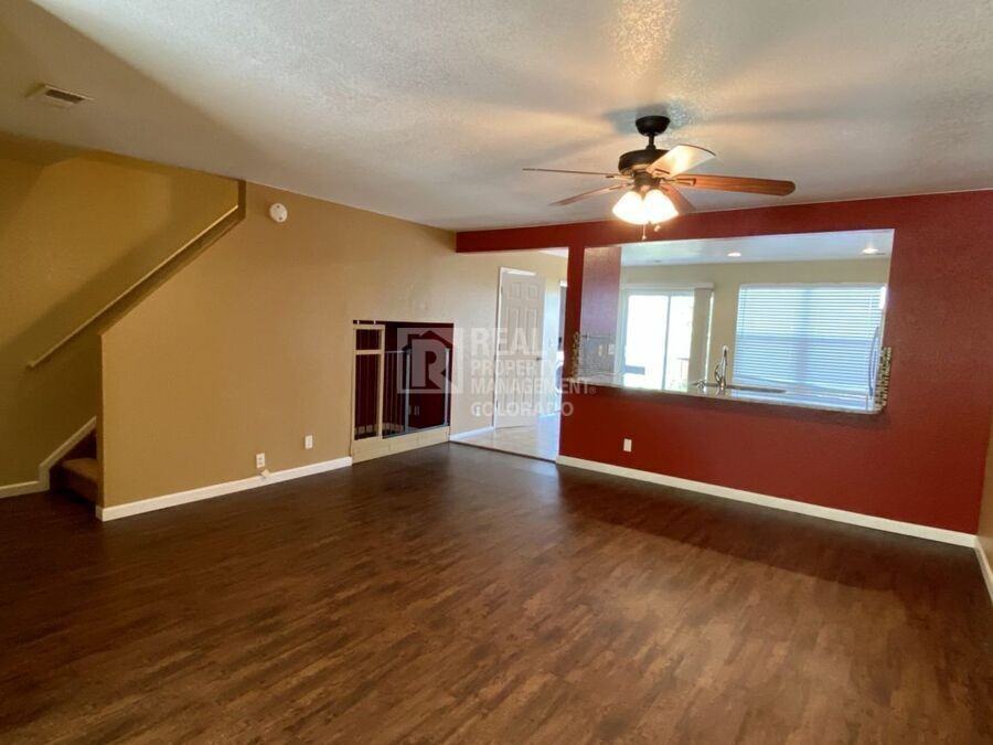 10993 Gaylord St - Photo 7 of 29