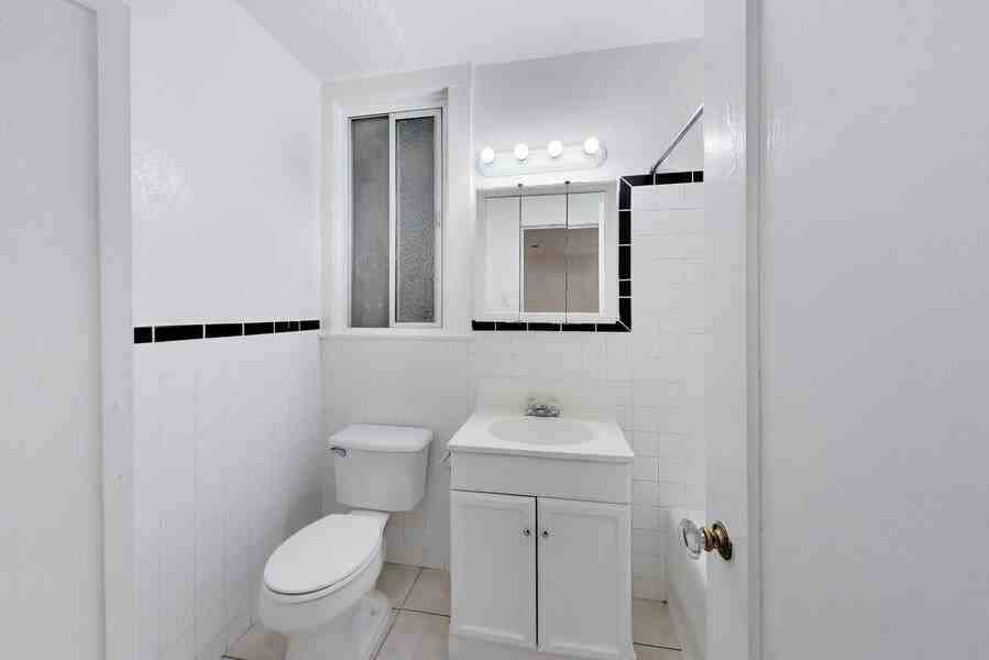 666 Ofarrell St #34 - Photo 6 of 20