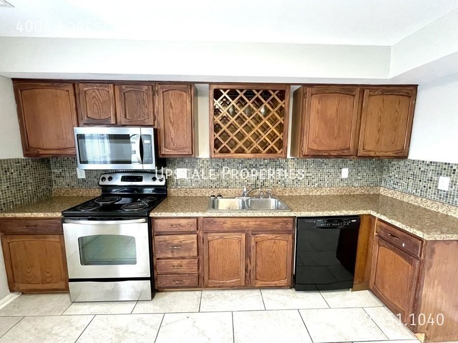 4004 Forest Green Dr - Photo 3 of 12