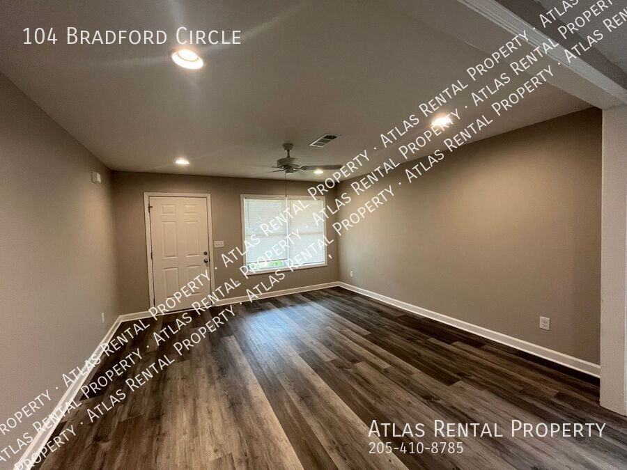 104 Bradford Cir - Photo 4 of 12