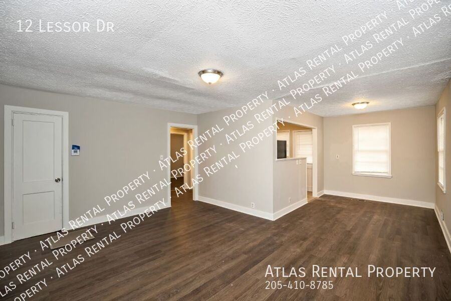 12 Lessor Dr - Photo 5 of 23