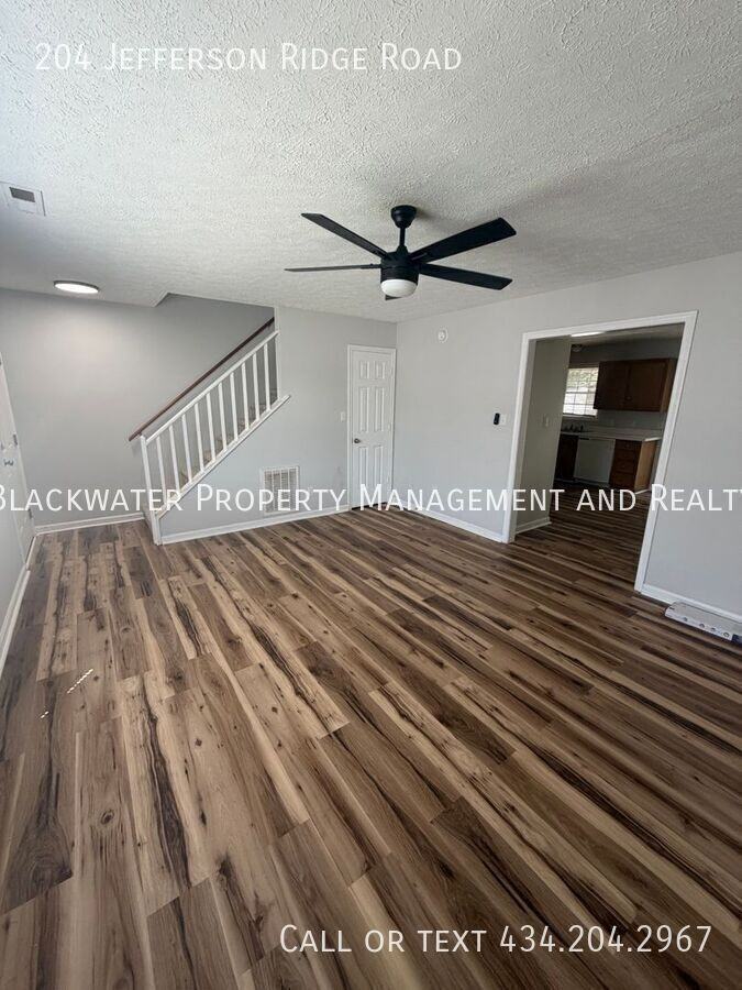 204 Jefferson Ridge Rd - Photo 7 of 15