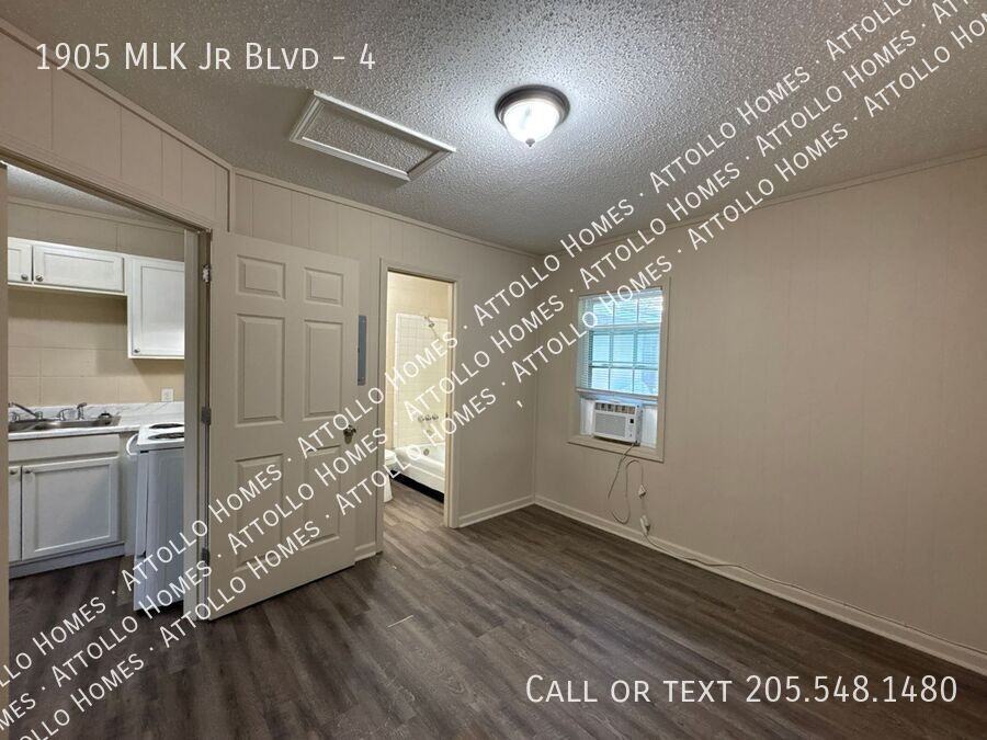 1905 Ml King Jr Blvd #4 - Photo 7 of 11