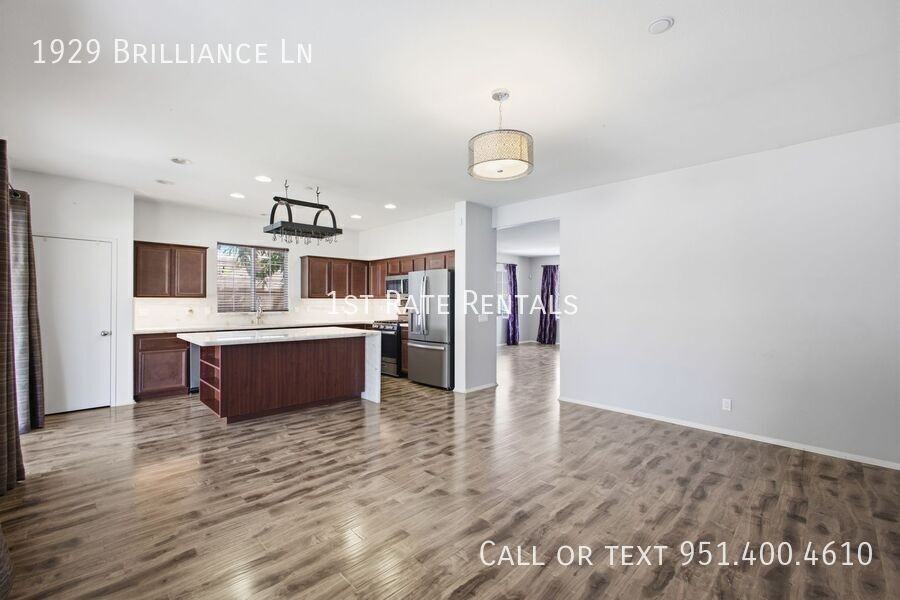 1929 Brilliance Ln - Photo 7 of 16