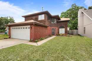 193 Woodland Park Cir - Photo 1 of 1