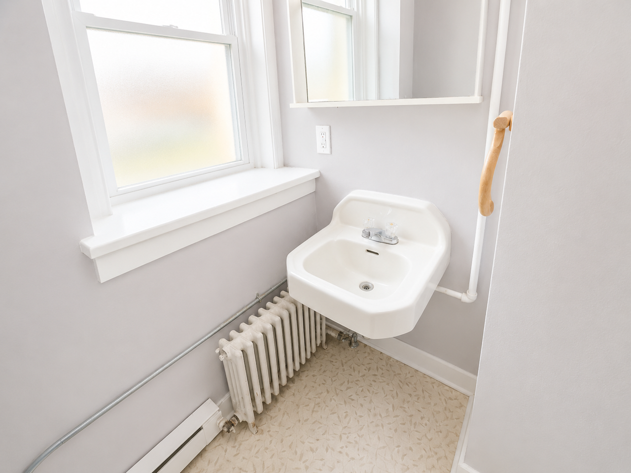 The Central Apartments - Photo 7 of 11