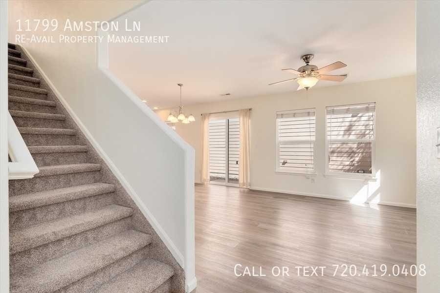 11799 Amston Ln - Photo 6 of 34