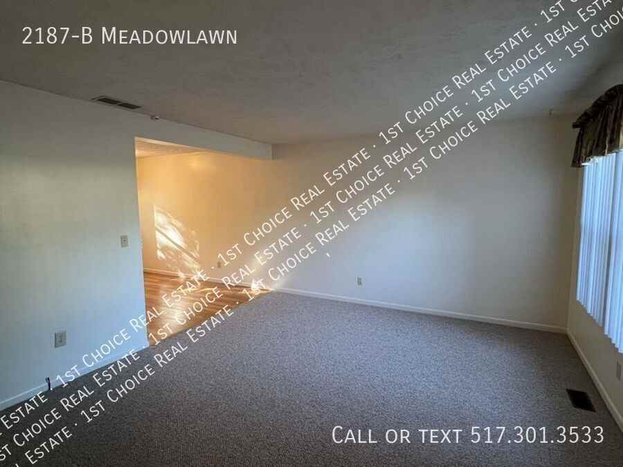 2187 Meadowlawn Dr Apt B - Photo 3 of 15