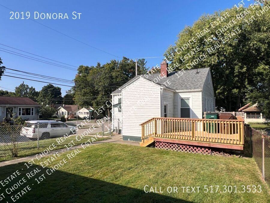 2019 Donora St - Photo 4 of 21