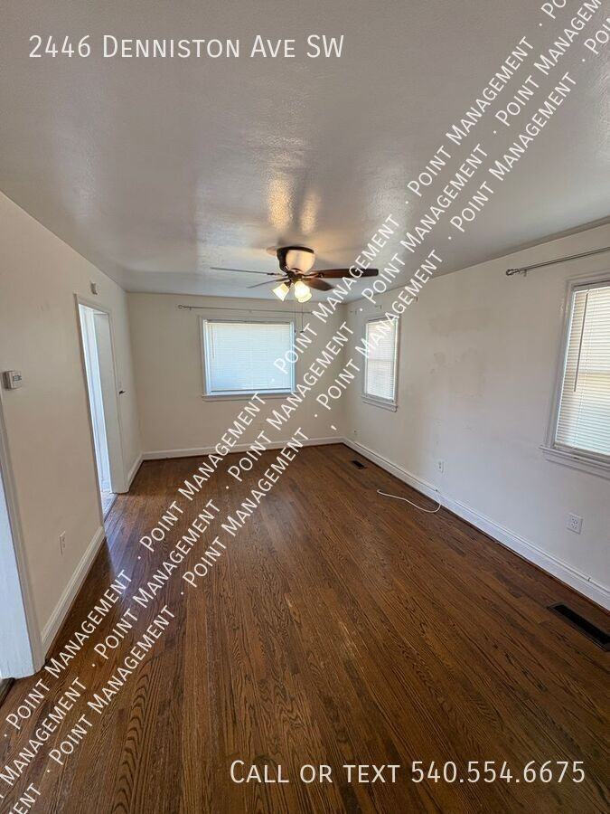 2446 Denniston Ave Sw - Photo 3 of 9
