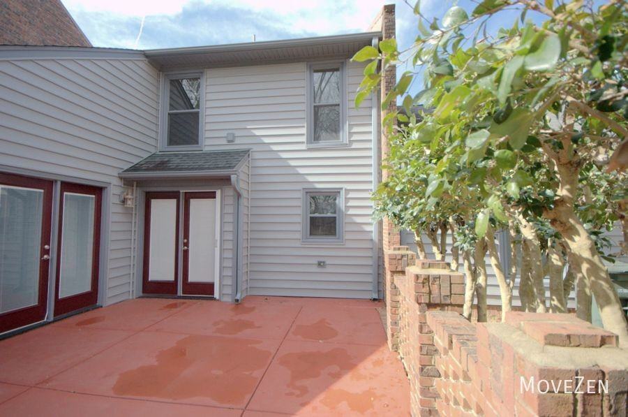 2305 Brandt Vlg - Photo 3 of 50