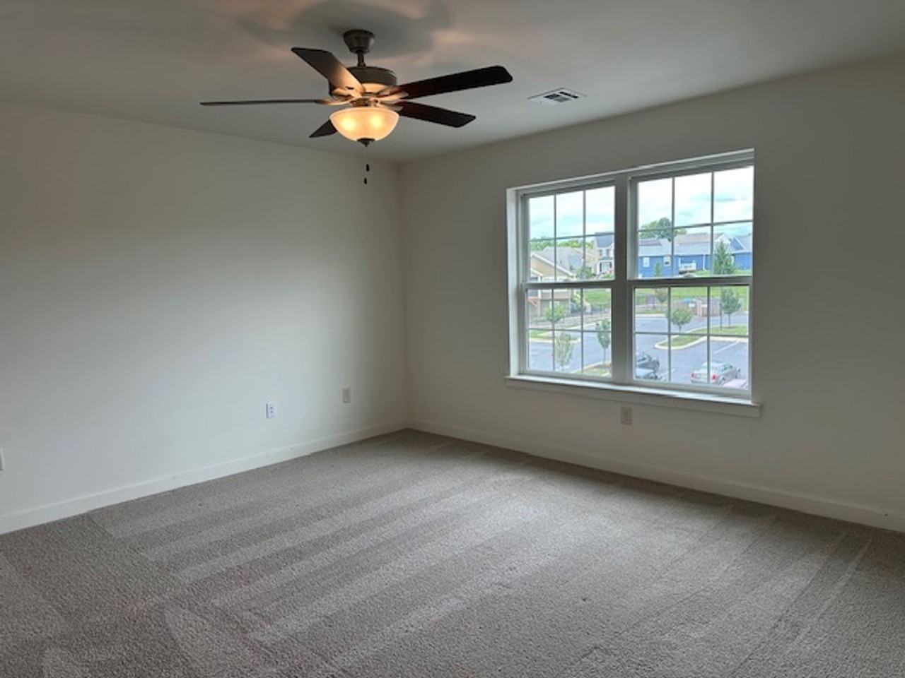 1708 Fairmont Dr #301 - Photo 7 of 14