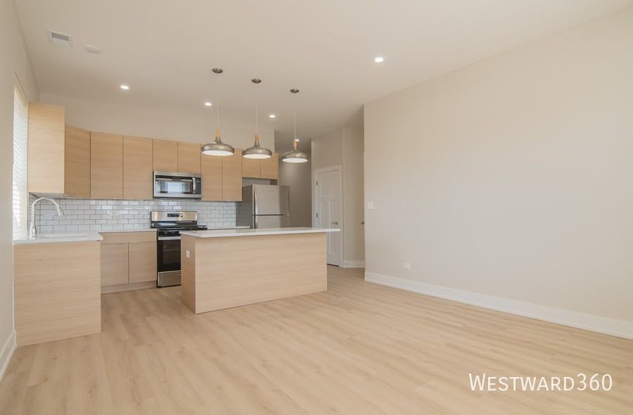1546 N Homan Ave #1 - Photo 6 of 19