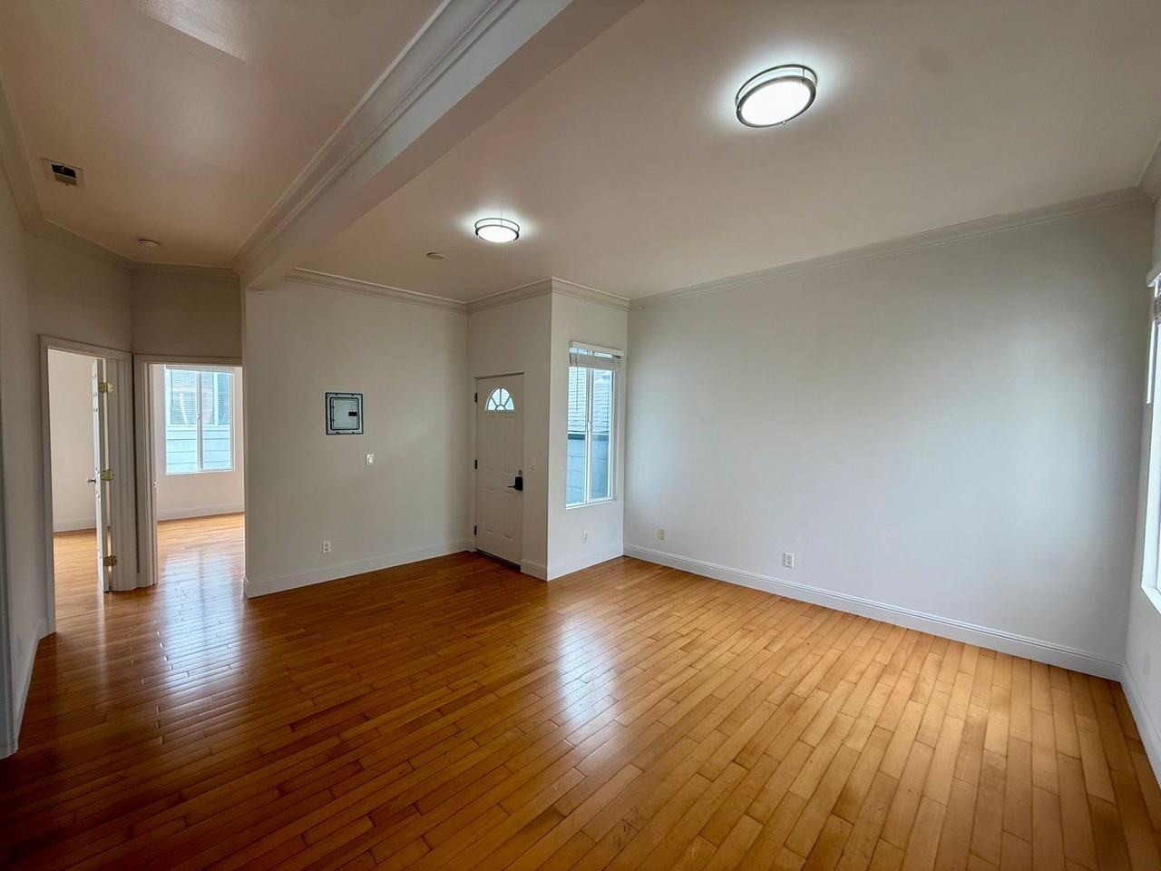 2068 Mcallister St #2068 - Photo 4 of 17