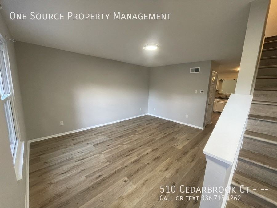 510 Cedarbrook Ct - Photo 2 of 20