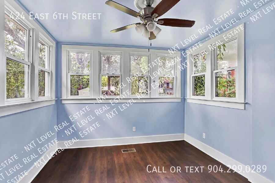 424 E 6th St - Photo 4 of 38