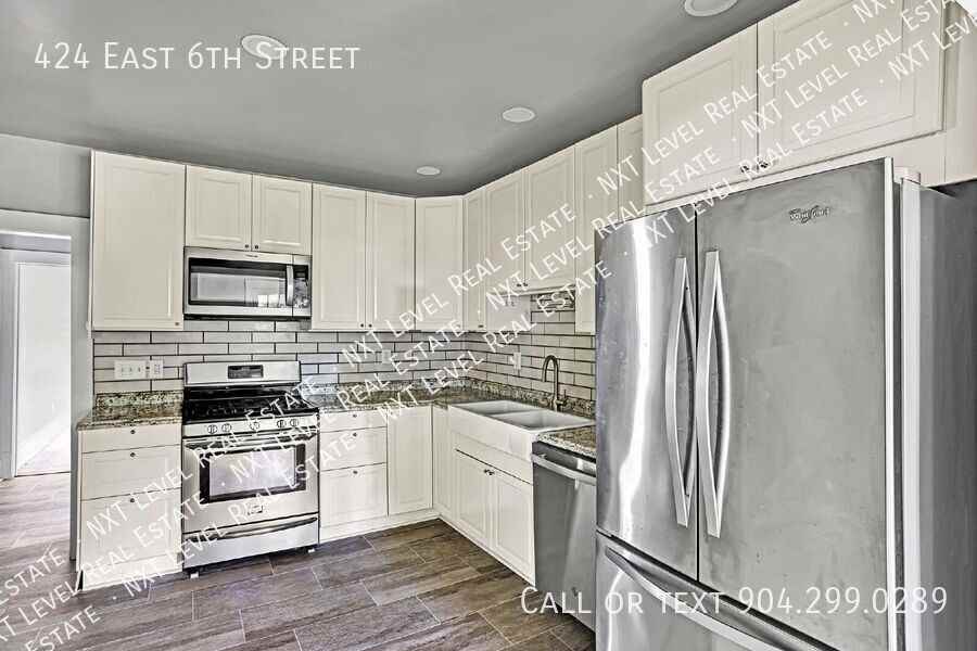 424 E 6th St - Photo 6 of 38