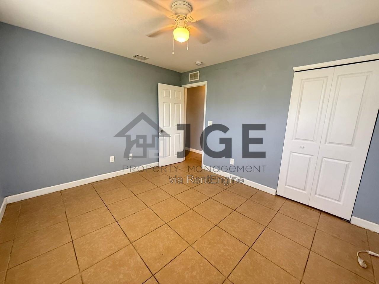 1218 W 25th St - Photo 7 of 11