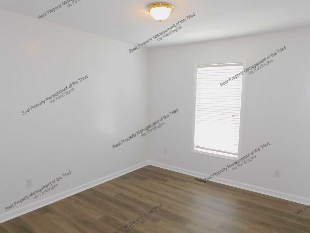 4720 Beckel Rd - Photo 4 of 24