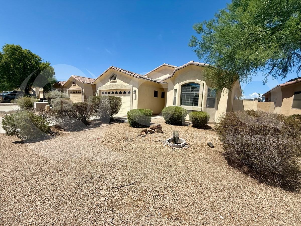 12134 W Ironwood St - Photo 2 of 36
