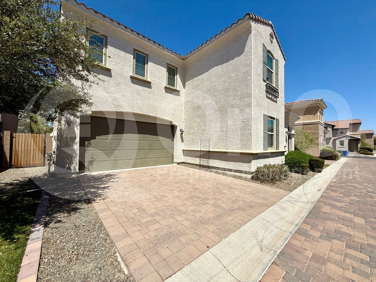 17222 N 9th Pl - Photo 3 of 50