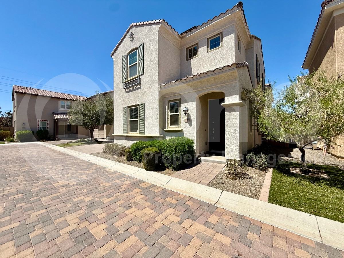 17222 N 9th Pl - Photo 4 of 50