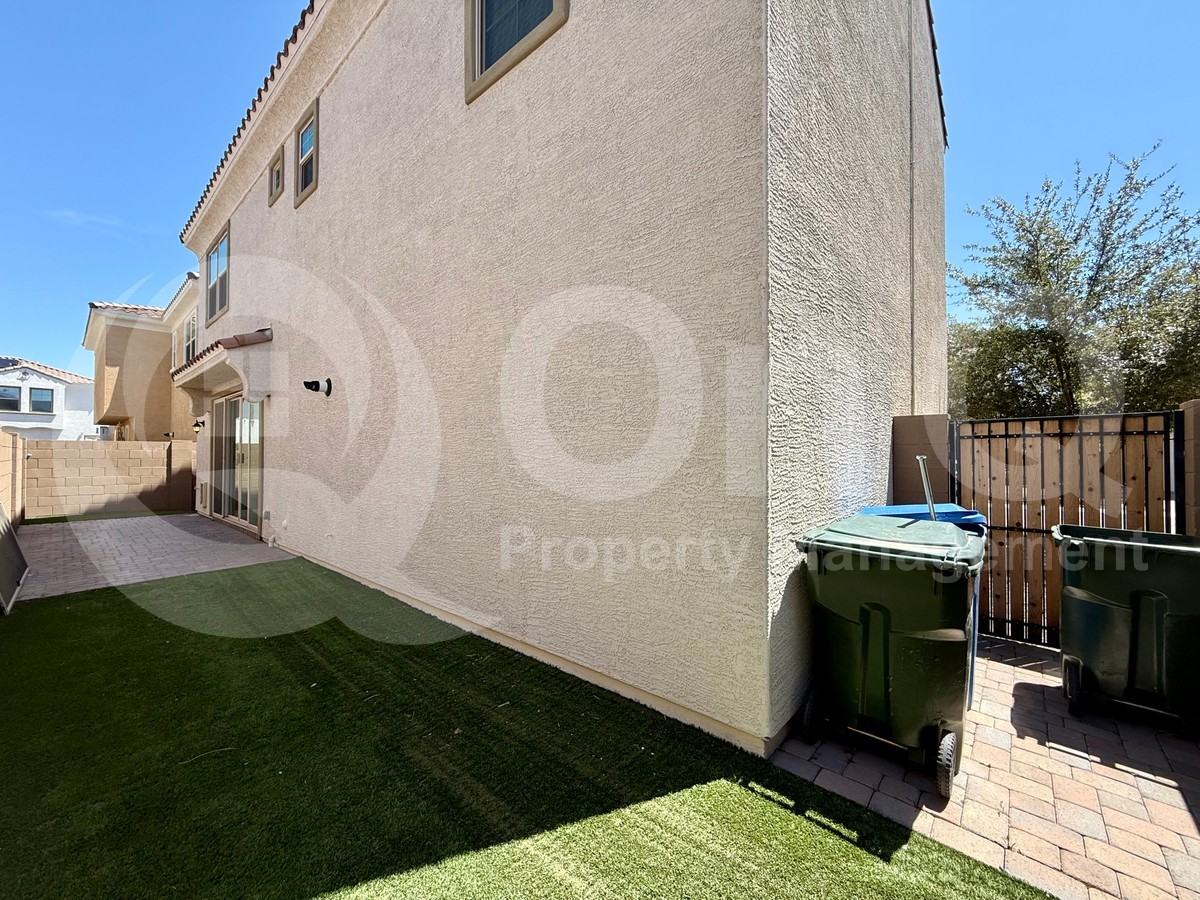 17222 N 9th Pl - Photo 6 of 50