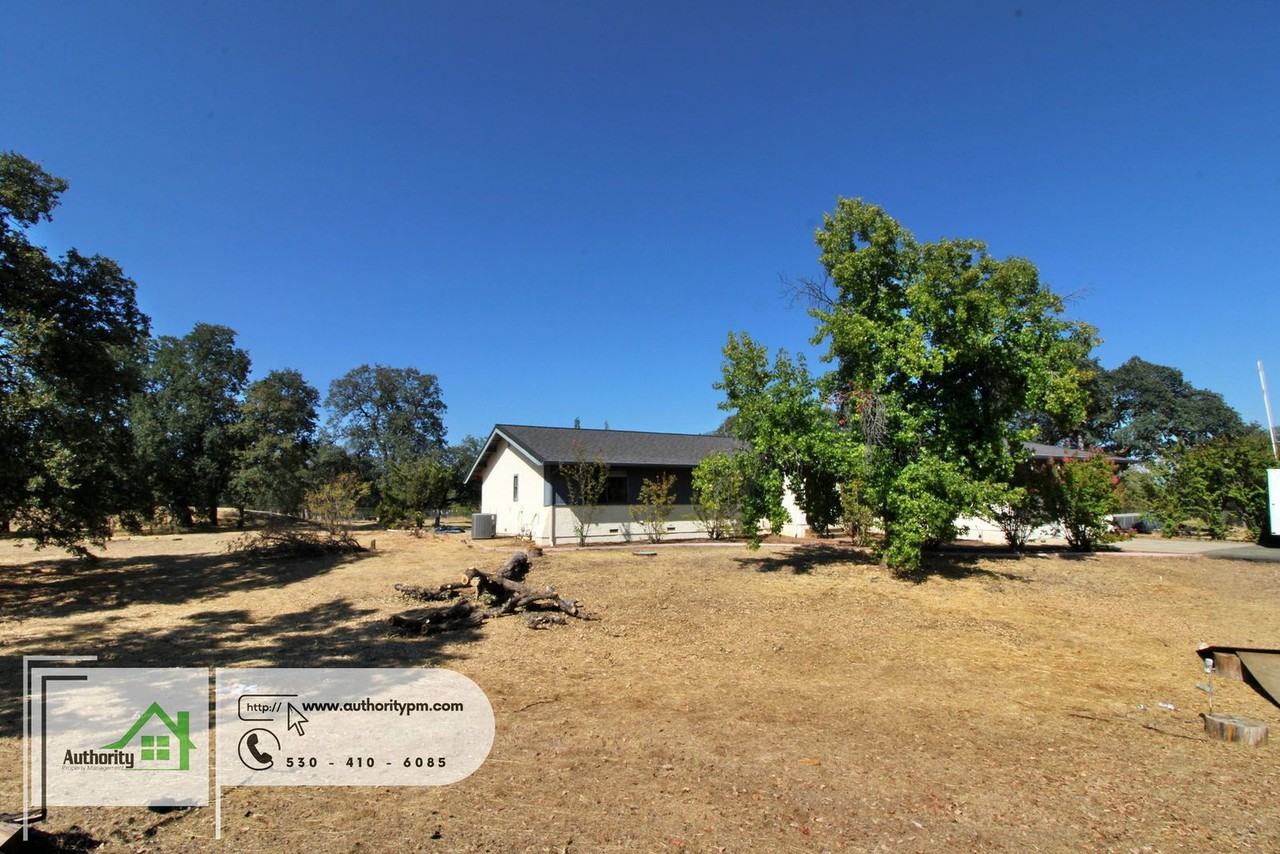 19434 Hollow Ln - Photo 2 of 2