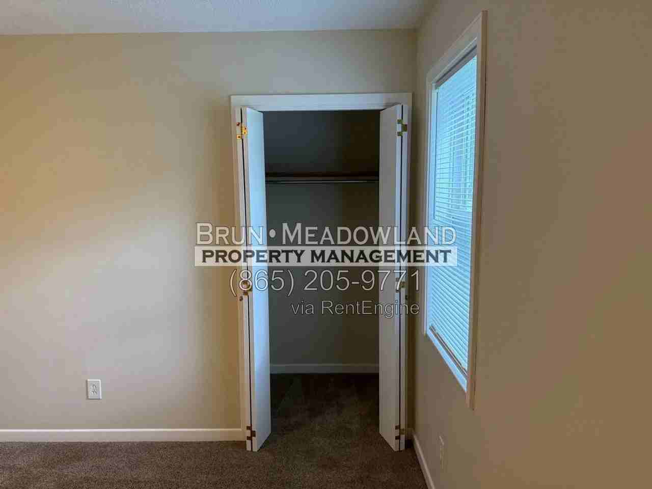 103 Mapletree Ln - Photo 7 of 27