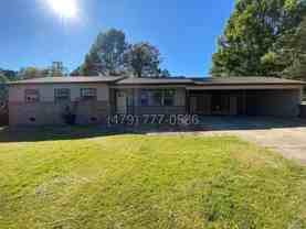 2831 N Strawberry Dr - Photo 1 of 1