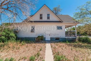 929 5th St #3 - Photo 1 of 1