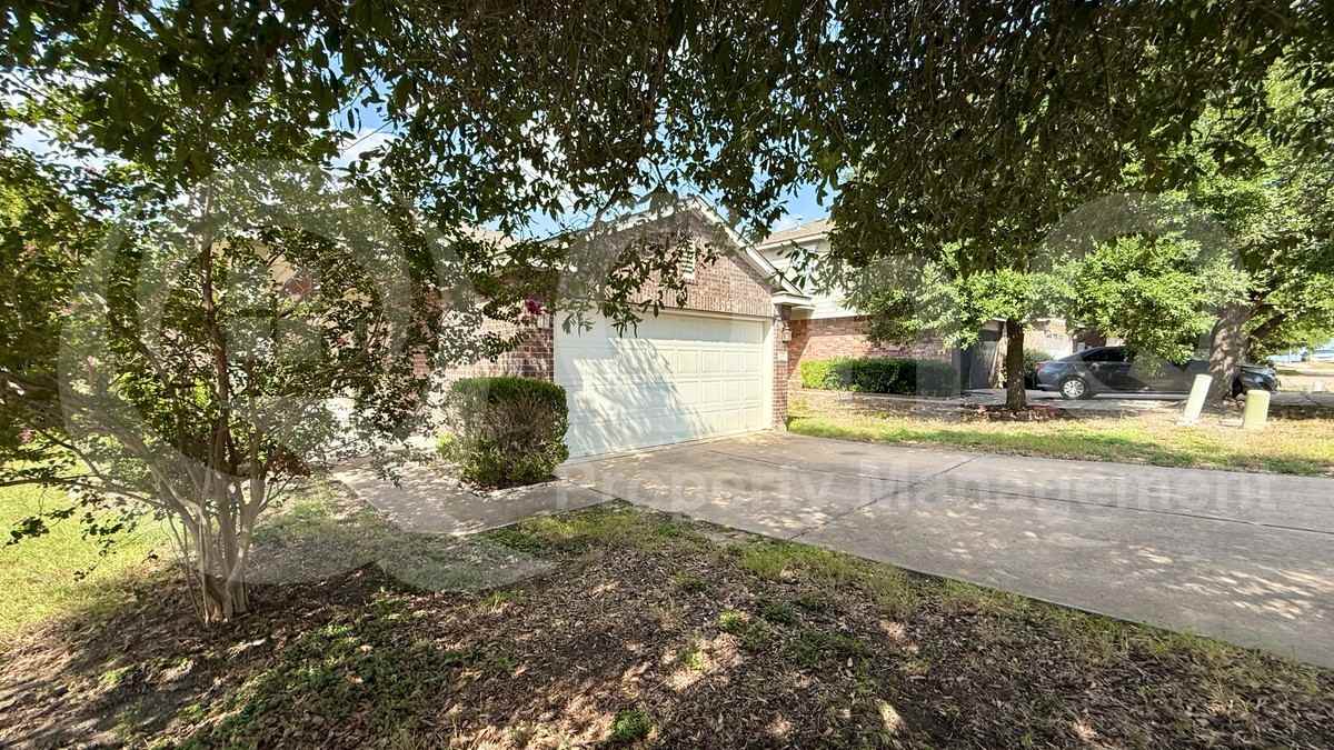 705 Sweet Leaf Ln - Photo 2 of 21