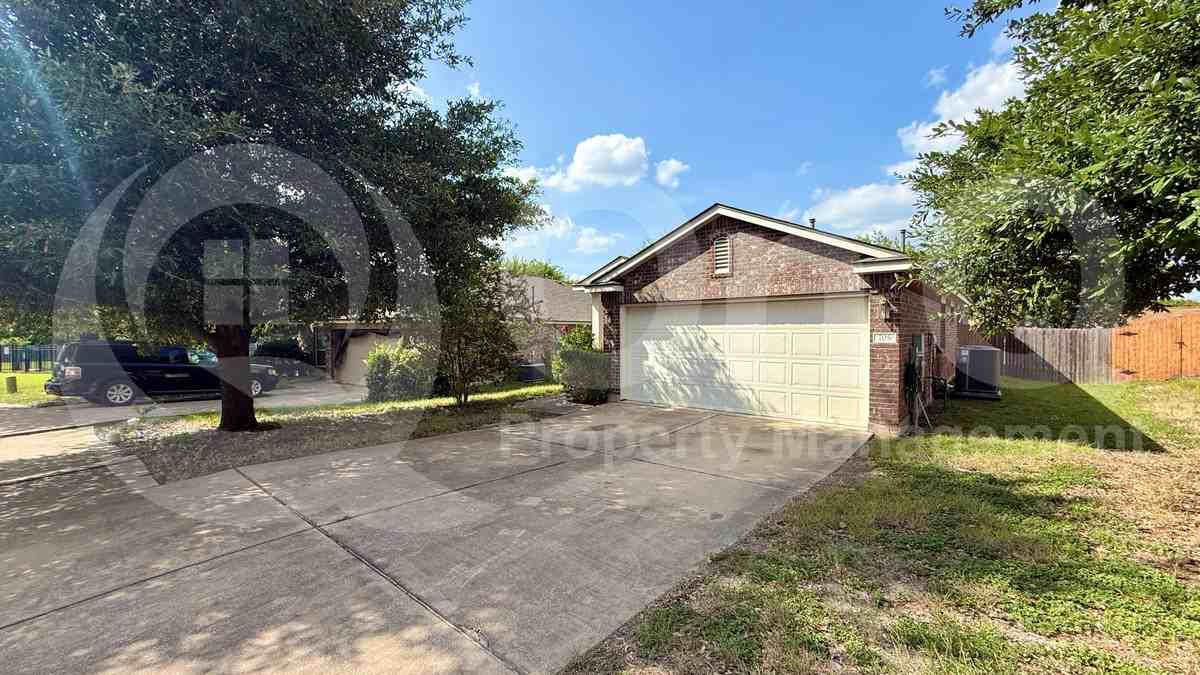 705 Sweet Leaf Ln - Photo 3 of 21