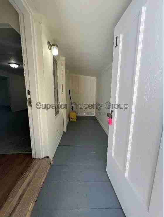 150 S River St #1 - Photo 2 of 14