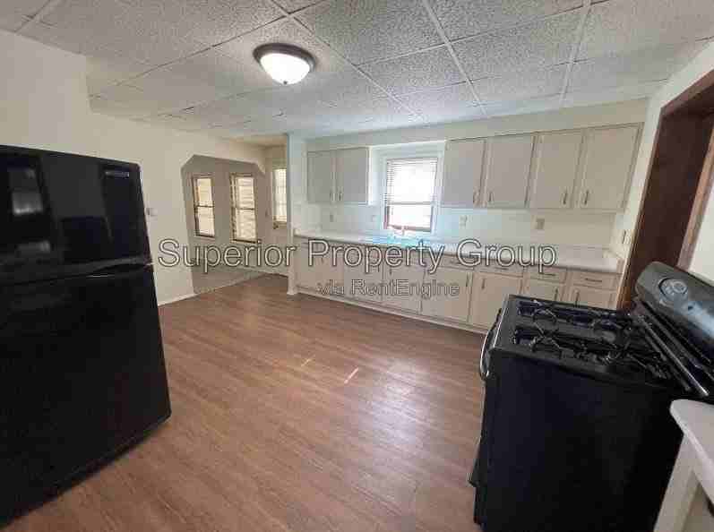 150 S River St #1 - Photo 5 of 14