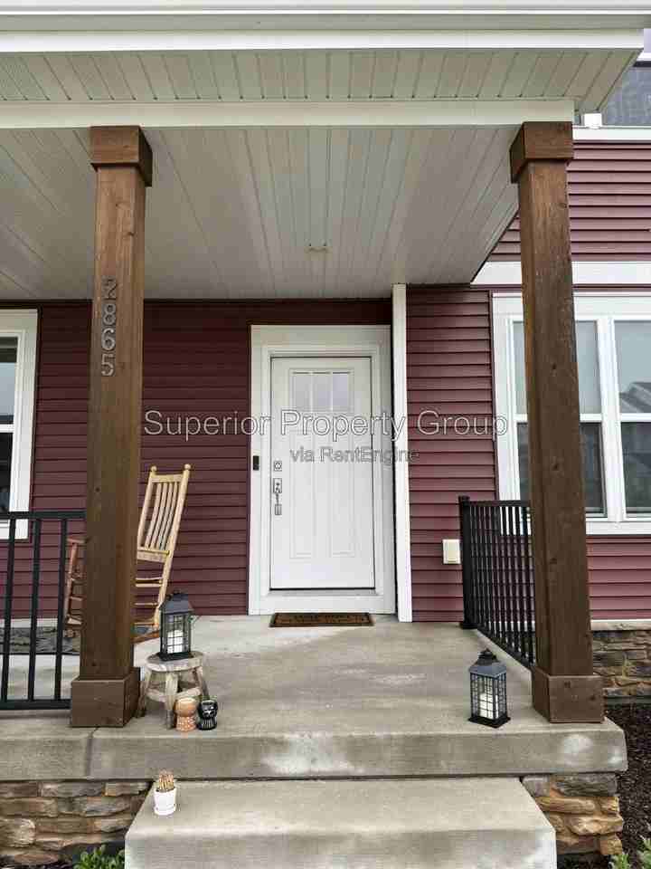 2865 Endive Dr - Photo 5 of 50