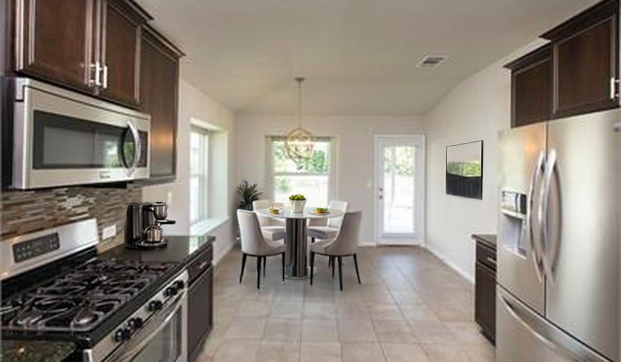 750 Tumlinson Fort Way - Photo 5 of 50