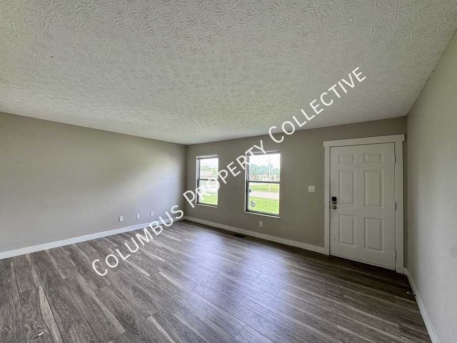 7165 Anne Ct - Photo 2 of 19