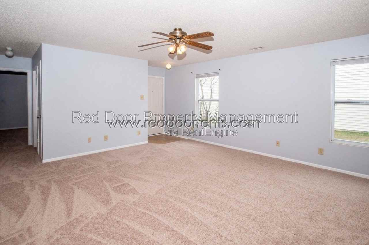 9569 W Constellation Dr - Photo 6 of 23